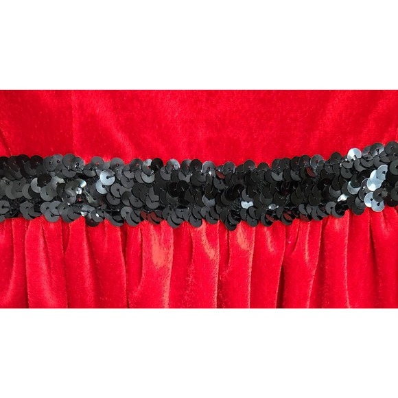 RED Holiday Dress Sequined front. KEYHOLE BACK 7-8 - Picture 2 of 10